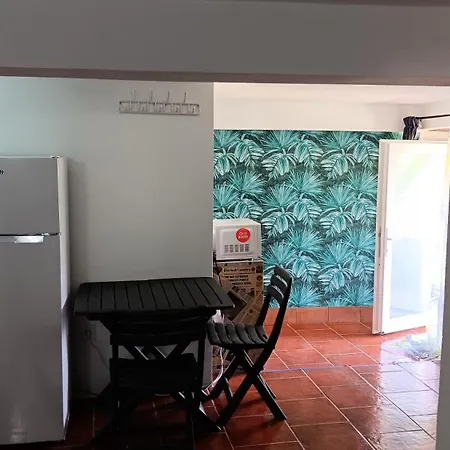 Domaine De La Quinta Fenix- Olivia